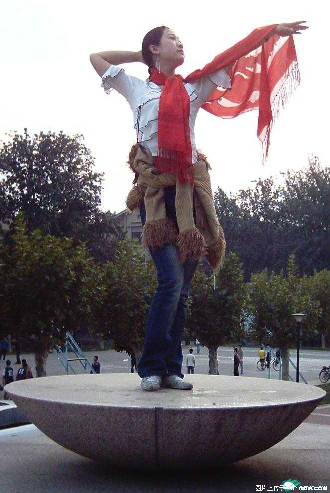 芙蓉姐姐又来做秀拉
